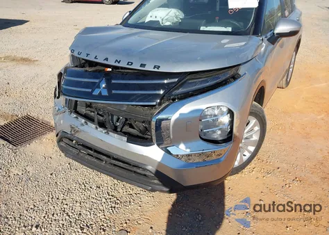 2025 Mitsubishi Outlander Es 2.5 S-Awc из США, поврежденный, VIN JA4J4UA8XSZ052443